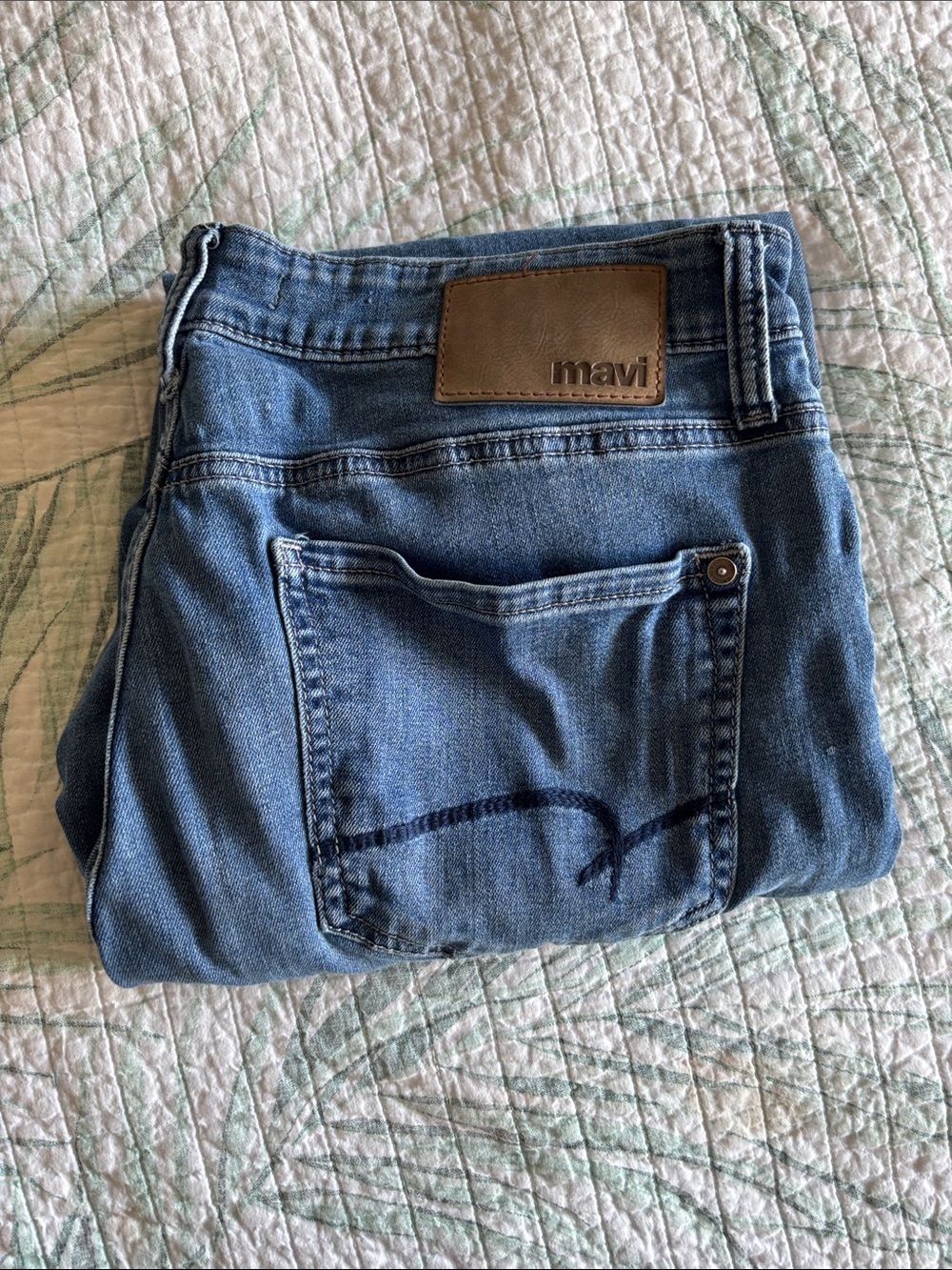 Mavi Medium Blue Denim Jeans Matt Relaxed Straight 34-32
